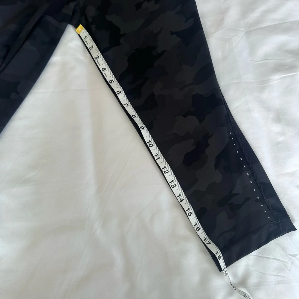 Lululemon Swift Speed HR Crop‎ 21